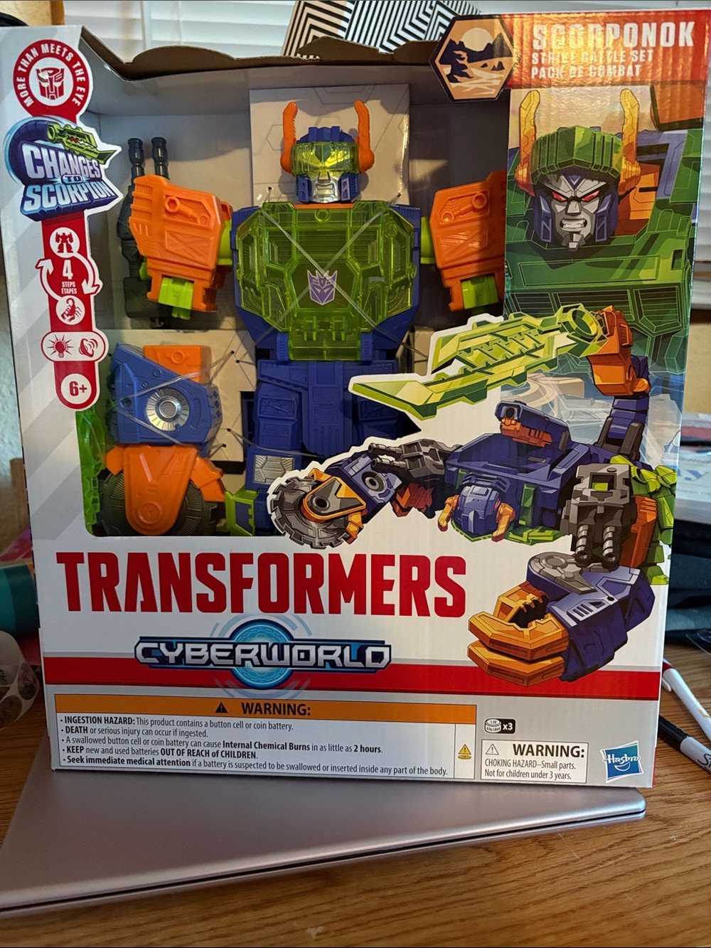 Hasbro Transformers Scorponok Playset - Blue, Green & Orange